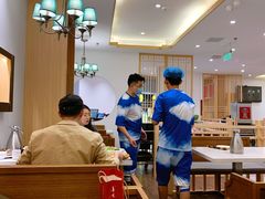 大堂-闫府私房菜(经四路万达店)