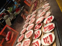 -钱小奴海鲜自助黑金店(杭州滨江龙湖店)