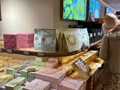 -嘉华鲜花饼(四方街旗舰店)