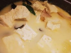 土家手掰柴火豆腐-吃饭皇帝大土家民族菜(正大广场店)