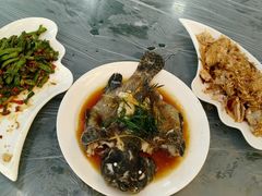 -覃记海鲜美食餐厅