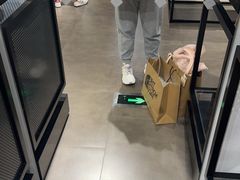 -MCM(比斯特上海购物村店)