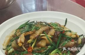 Pickled Onion Stir-fried with Preserved Meat