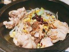 -云海肴·汽锅鸡·云南菜(天山百盛优客店)