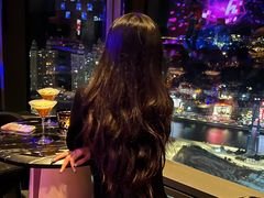 -大连君悦酒店 · VIVA(星海广场店)