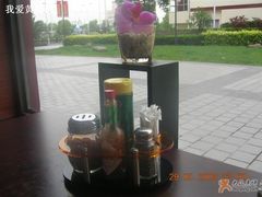 调料和外面的风景-必胜客(金高店)