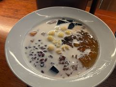 -RUXU入续糖水铺与包(卓悦中心店)