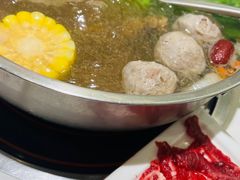 -八合里牛肉火锅(上海世茂广场店)