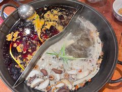 -周小明火锅(黑金冠社区店)