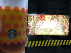 -星巴克(新达汇三林店)