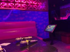 -歌莱美KTV x 星唱纯K·联名店(长虹路店)