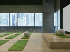 -领晟体育蓝天花园室内游泳馆