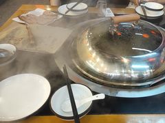 -炖四方东北铁锅炖·烧烤小龙虾(中豪国际店)