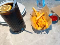 -必胜客(尹山湖歌林公园店)