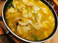 -有红鸡毛店·川菜(建设路店)