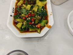 -鲁员外地锅鸡地锅鱼(古墩路店)