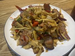 -牛八宝桂林米粉(八里庄店)