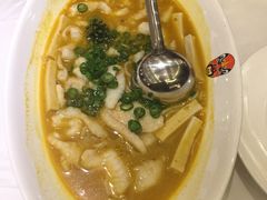青椒水煮巴沙鱼-俏江南(中山路先天下广场店)