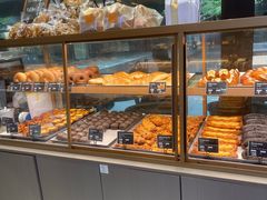 -Dough&Joe团憩(瑞虹天地月亮湾店)