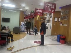 -雅悦齿科(顾村公园店)