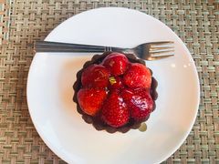 -Chom Cafe and Restaurant