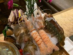 -雍和会海鲜姿造自助(湖东路店)