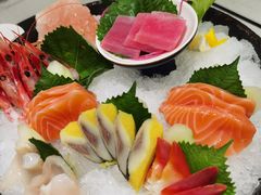 -红鼎豆捞·非遗鲍皇汤火锅(宝丰路店)