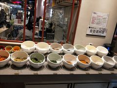 自助调料区-德香苑脆皮烤鸭·经典(爱融荟城店)