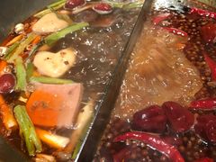 -湊湊火锅·茶憩(新中关购物中心店)