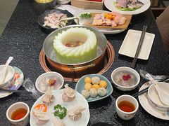 -得意咚瓜·顺德鱼生·冬瓜火锅(深圳首店)