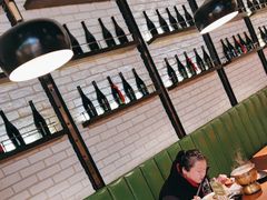 -亚马逊环球美食百汇(新城吾悦广场店)