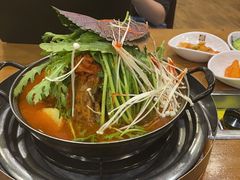 土豆排骨火锅-喇喇排骨火锅·传统韩式脊骨汤(望京西园总店)