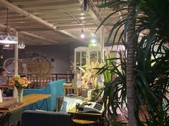-84那年咖啡馆(李沧万达店)