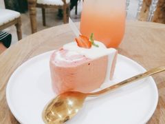 -共舞时光猫咖·狗咖(新街口店)