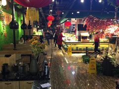 -釜御山海鲜烤肉火锅自助(新城市中心店)