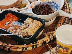 -包整·丝娃娃(一览甲秀楼风景店)