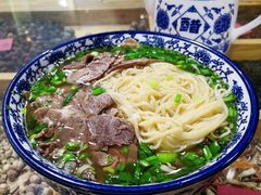 -陇上全荟兰州传统牛肉面(延吉路店)
