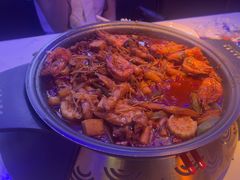 -徐记小怪兽肉蟹煲店(哈西万达金街店)