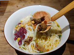 麻婆婆肥肠面-麻婆婆白家肥肠粉(海岸城店)