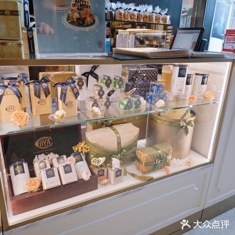 甜点控的玻璃橱窗