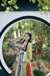 -汉仪华裳汉服馆(打浦桥店)