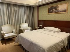 -维也纳酒店(广州京溪南方医院同和地铁站店)