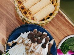 -品也·鲍鱼鸡火锅(皇庭广场店)