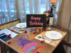 -Mark&Mars Restaurant