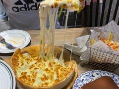 芝士瀑布披萨-Tiaye恬野大山·深盘披萨西餐厅(吾悦广场店)