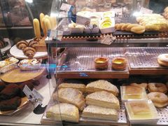 -PARIS BAGUETTE巴黎贝甜(西站食宝街店)