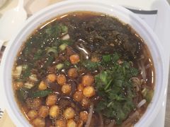 -荀记肉夹馍(三八家乐福店)