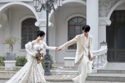 -罗马经典婚纱摄影·轻奢化定制