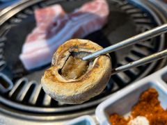 口蘑-唯成•韩国炭火烤肉 유성고기