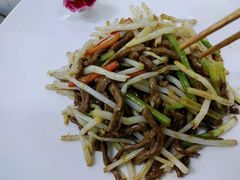 菊花芯炒牛柳-锦粤宫·精致粤菜(深圳北站店)